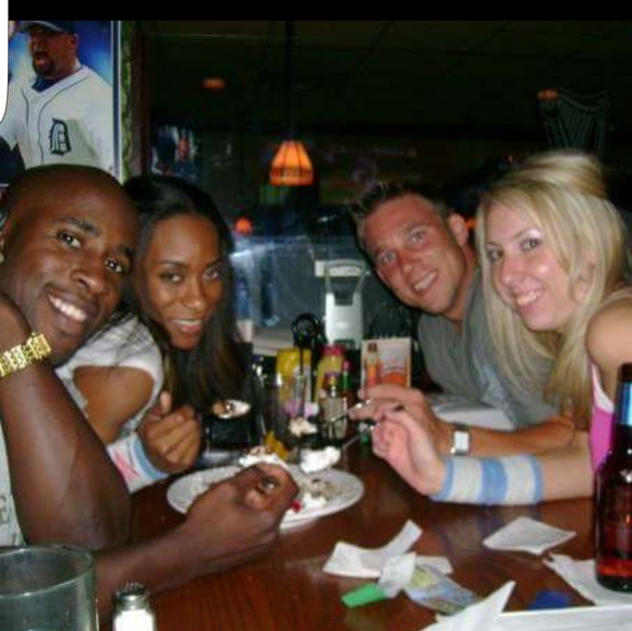 Meet your Posher, Coy - Picture 11 of 16